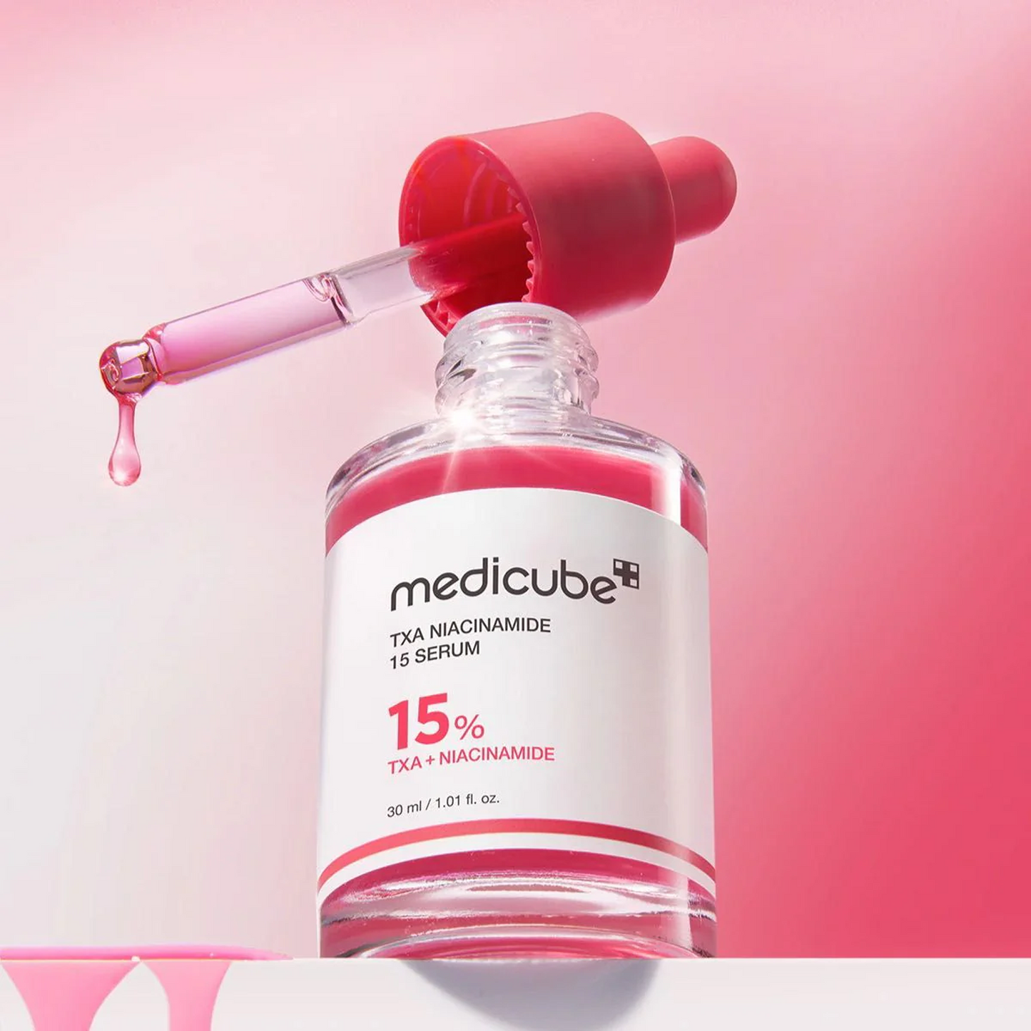 Medicube TXA Niacinamide 15 Serum texture and 10% niacinamide with 5% tranexamic acid formula