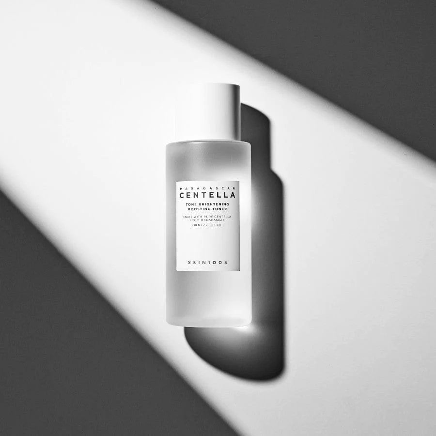 Centella Tone Brightening Boosting Toner (210ml)
