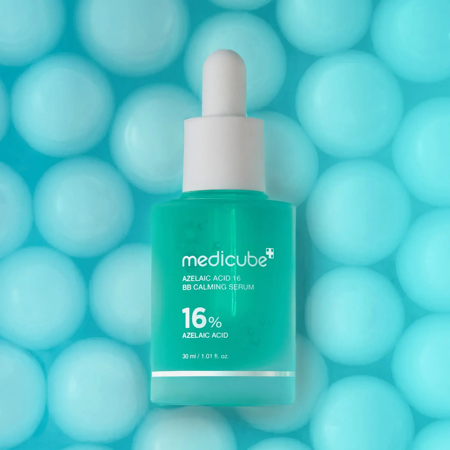 Medicube Azelaic Acid 16 BB Calming Serum texture and application for blemish-prone skin
