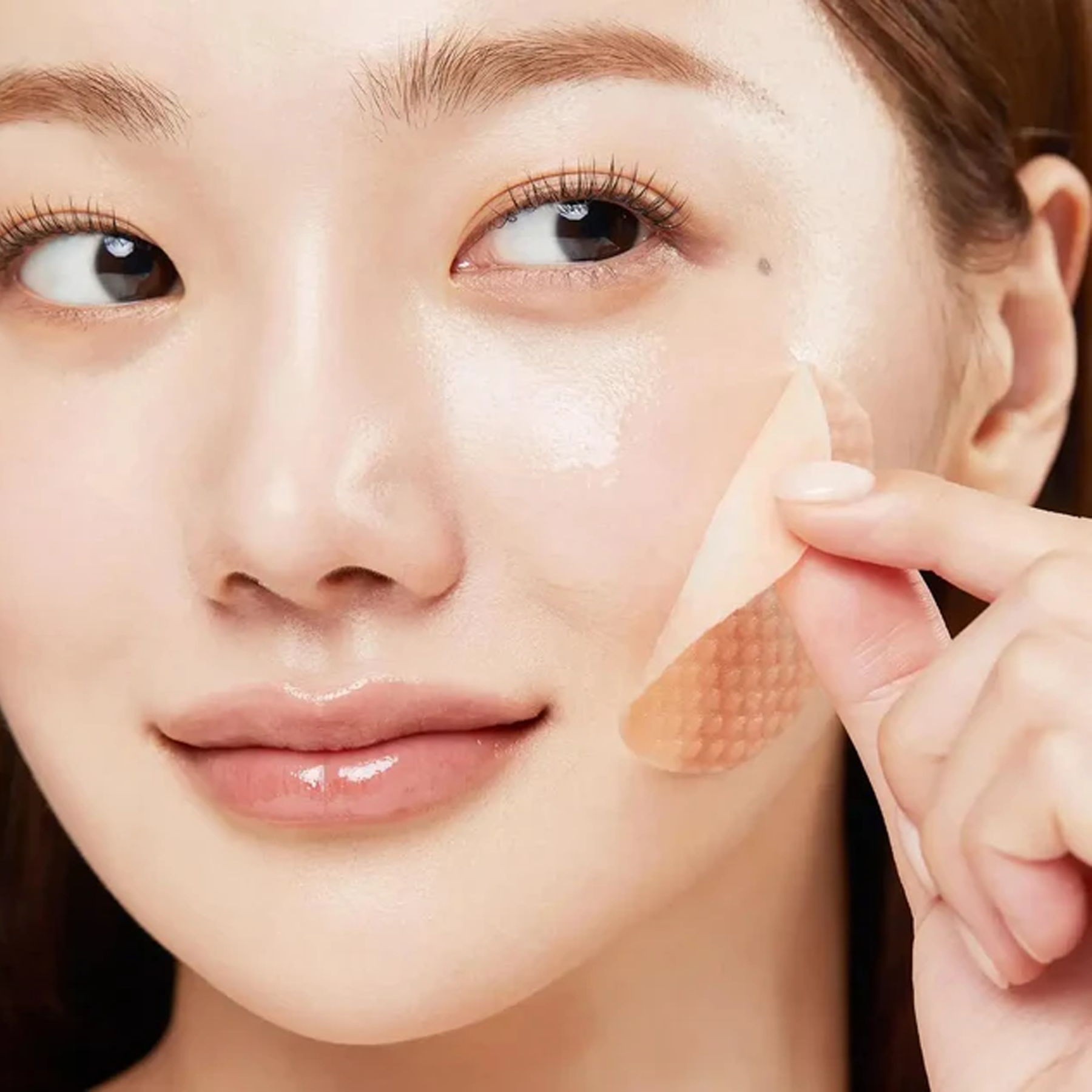 How to use Medicube Red Succinic Acid Peeling Pad step by step