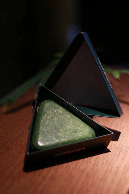 Seven Green Natural Herbal Shampoo – Tree of Life Leaf & Osmal Herb (120g)